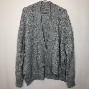 GAP Wool Blend Oversize Chunky Cable Knit Cardigan